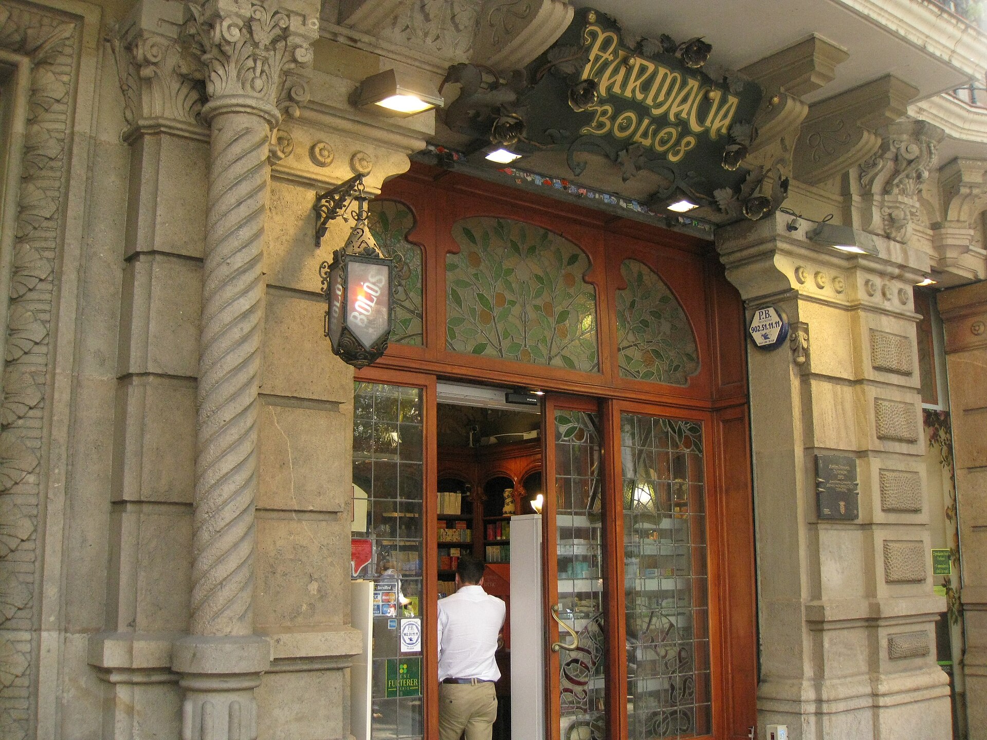 Façade de pharmacie à Valencia